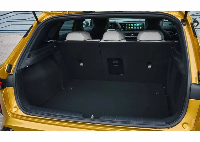 Kia K 4 Hatchback Exterior