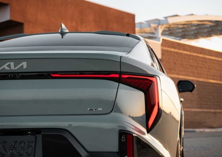 Kia K4 Exterior 